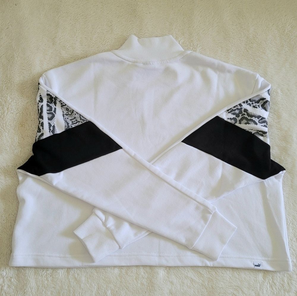 Puma Cropped Track Jacket - NWT - Picture 3 of 16